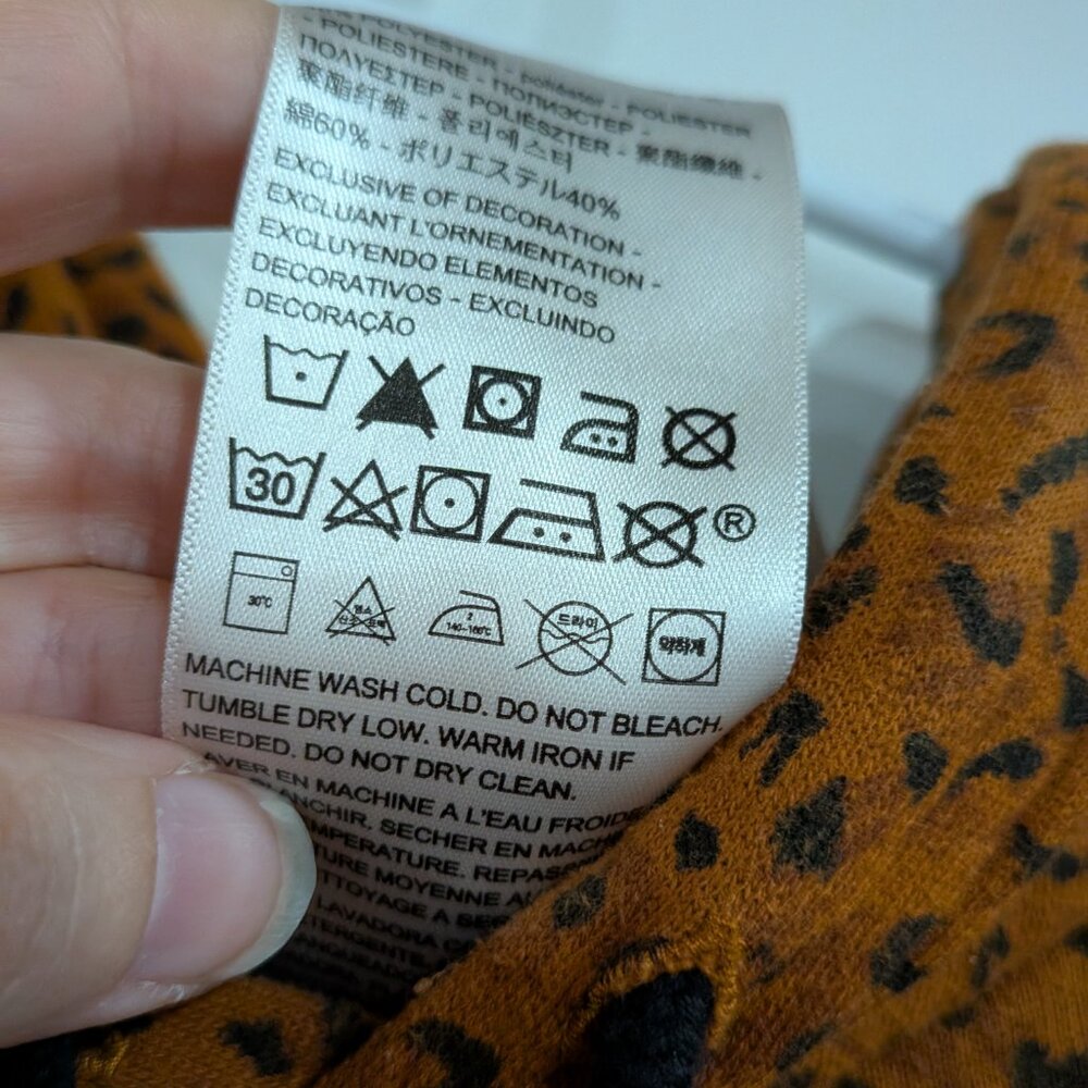 Levi's Leopard Print Laundry Day Crop Hoodie Brown Black Size XL - Picture 3 of 6